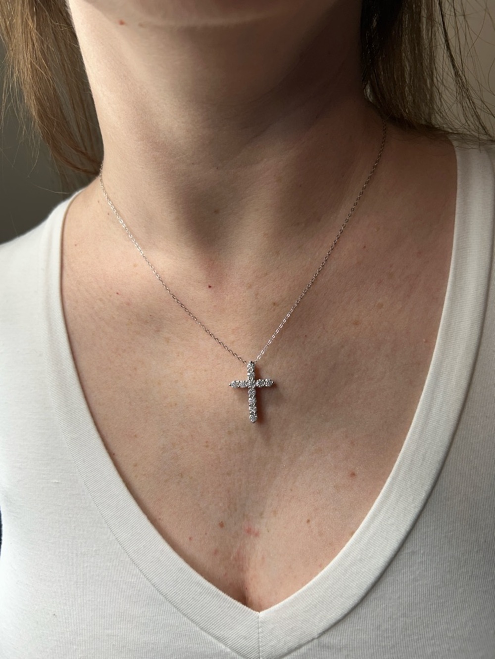 BRAND NEW 1.1 ct sterling silver moissanite cross necklace - Picture 8 of 9